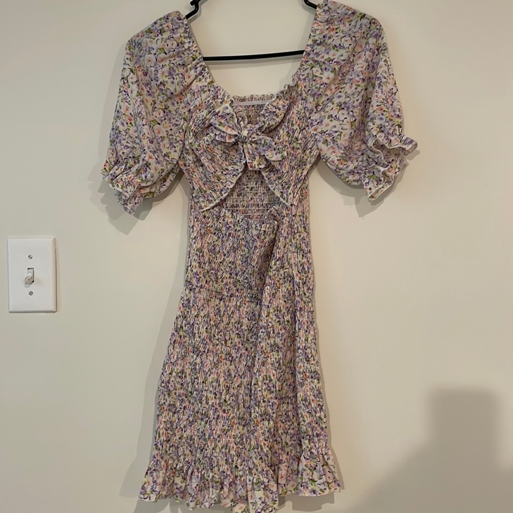 Floral Dress peekaboo mid drift